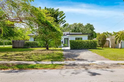 1998 NE 180th St, North Miami Beach, FL 33162