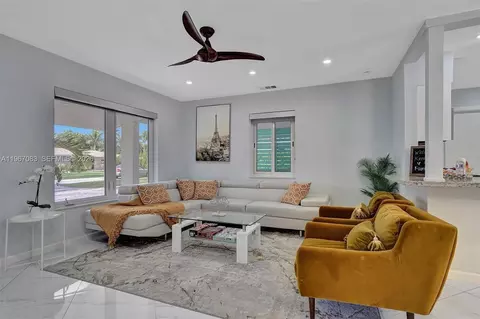 5230 NE 20th Ave, Fort Lauderdale, FL 33308