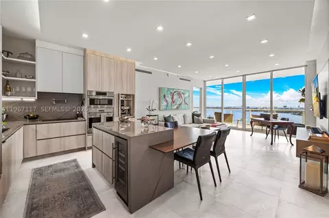 2020 N Bayshore Dr #3407, Miami, FL 33137