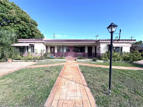 29-33 SE 4th St, Dania Beach, FL 33004