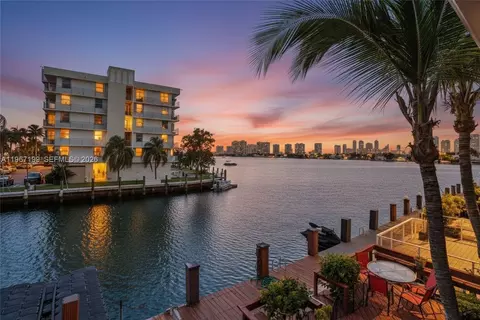 2689 NE 165th St #56, North Miami Beach, FL 33160