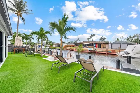 1469 NW 10th St, Dania Beach, FL 33004