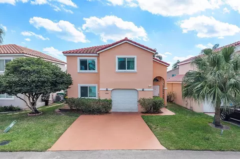 1054 SE 6th Ave, Dania Beach, FL 33004