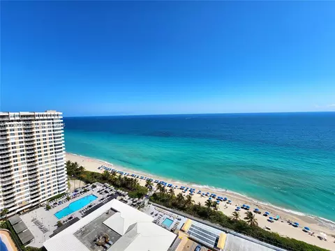 1980 S Ocean Dr #PHE, Hallandale Beach, FL 33009