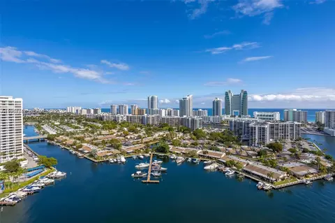 300 Three Islands Blvd #PH3A, Hallandale Beach, FL 33009