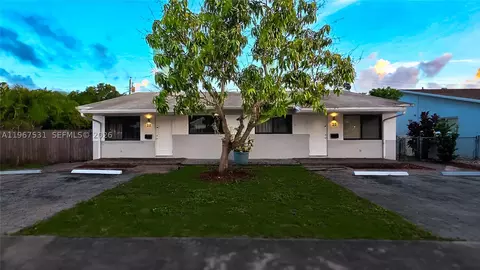 20 SE 12th St, Dania Beach, FL 33004