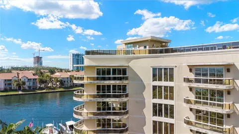 12 Seacrest Pkwy #3, Hollywood, FL 33019