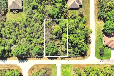 3201 49th St W, Lehigh Acres, FL 33971