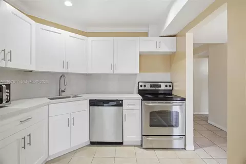 6300 S Falls Cir Dr #212, Lauderhill, FL 33319