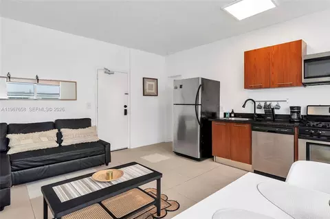 500 14th St #101, Miami Beach, FL 33139