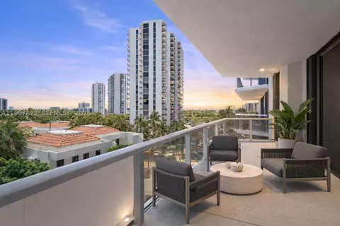 20281 E Country Club Dr #403, Aventura, FL 33180