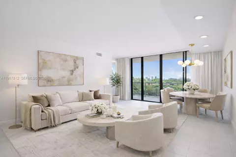 20281 E Country Club Dr #403, Aventura, FL 33180