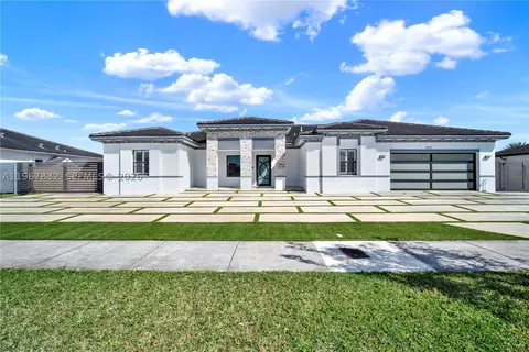 19059 SW 134th Ct, Miami, FL 33177