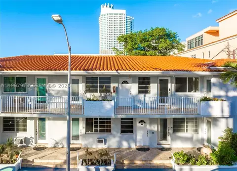 4201 Indian Creek Dr #2, Miami Beach, FL 33140
