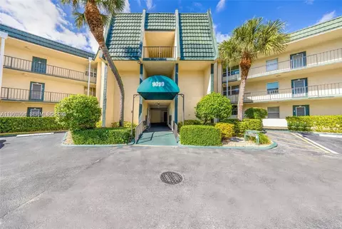 9090 Lime Bay Blvd #211, Tamarac, FL 33321
