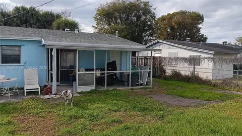 6521 SW 112th Ave, Miami, FL 33173