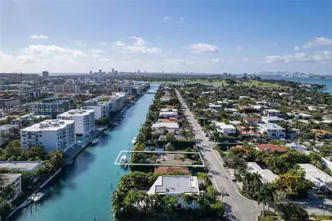 View/Area - 10121 E Broadview Dr, Bay Harbor Islands, FL 33154 photo 9 of 11