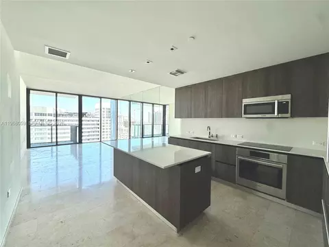88 SW 7th St #1808, Miami, FL 33130