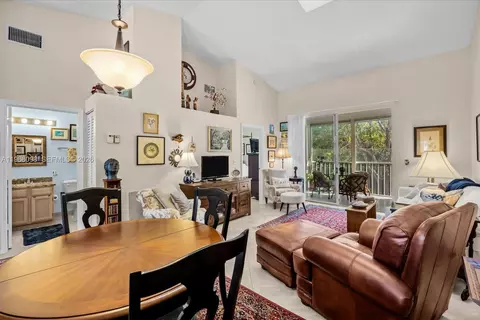 18081 SE Country Club Dr #37-367, Jupiter, FL 33469