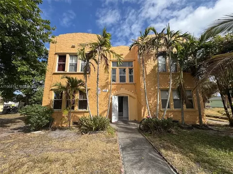 110 S B St, Lake Worth, FL 33460