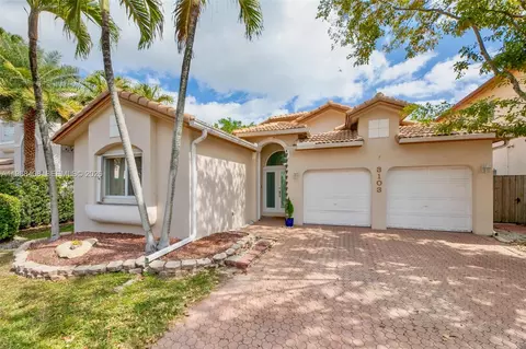 3103 NW 97th Ct, Doral, FL 33172