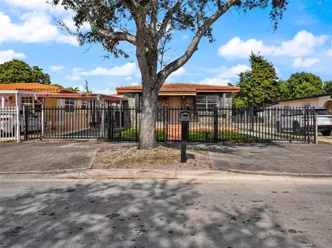 761 E 45th St, Hialeah, FL 33013