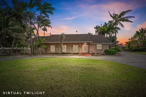 17490 SW 288th St, Homestead, FL 33030