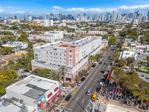 1475 SW 8th St #610, Miami, FL 33135