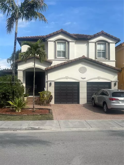 7469 NW 112th Pl, Doral, FL 33178