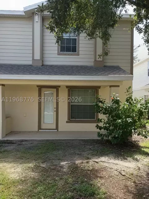 Exterior - 4717 Chatterton Way, Riverview, FL 33578 photo 2 of 3