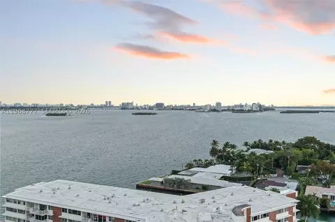4000 Towerside Ter #1712, Miami, FL 33138