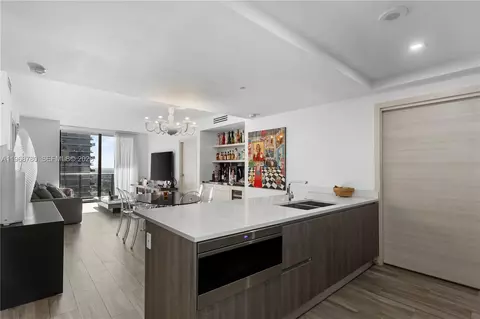 801 S Miami Ave #3310, Miami, FL 33130