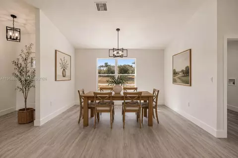 Dining - 9989 SW 42nd Ave, Ocala, FL 34476 photo 1 of 1