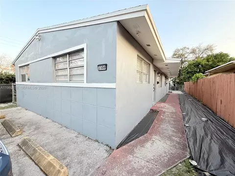 2306 Simms St, Hollywood, FL 33020