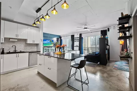 133 NE 2nd Ave #1606, Miami, FL 33132