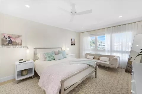 Bedroom - 26 Marlin Ln #B, Key Largo, FL 33037 photo 3 of 4