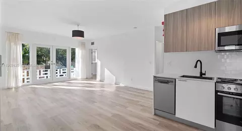 1561 Jefferson Ave, Miami Beach, FL 33139