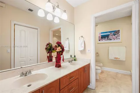 Bath - 14842 Breckness Pl, Miami Lakes, FL 33016 photo 1 of 4
