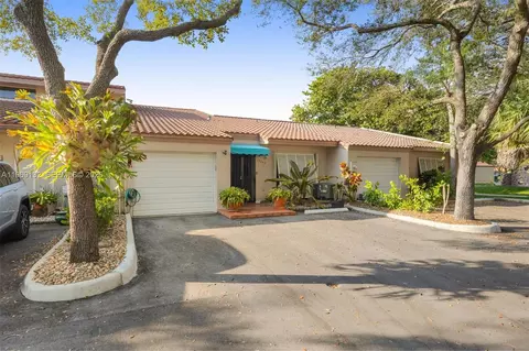 Exterior - 14842 Breckness Pl, Miami Lakes, FL 33016 photo 2 of 6