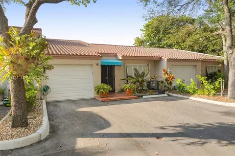 Exterior - 14842 Breckness Pl, Miami Lakes, FL 33016 photo 1 of 6