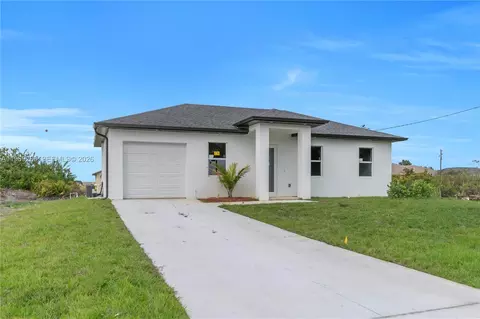 2910 67 St, Lehigh Acres, FL 33971