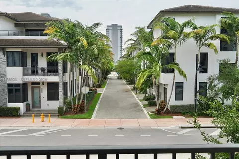 4745 NW 84th Ct #14, Doral, FL 33166
