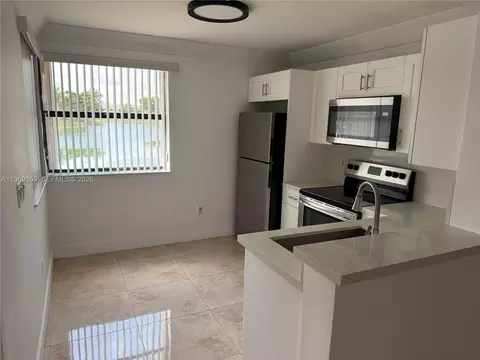1002 Adams Ave #1002F, Homestead, FL 33034