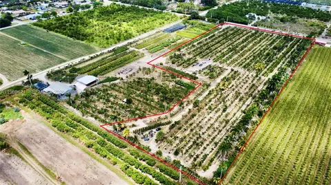 328 SW Nn Sw 202 Ave, Homestead, FL 33034