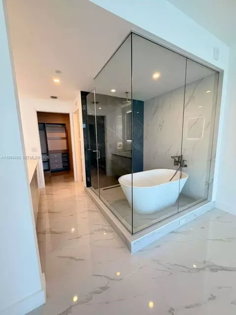700 NE 24th St #1103, Miami, FL 33137