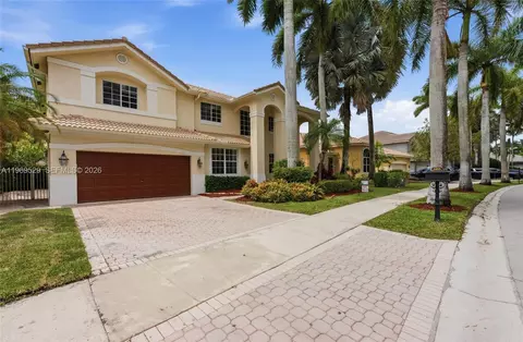 2455 Greenbrier Ct, Weston, FL 33327