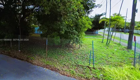 6227 NW 19th Ave, Miami, FL 33147