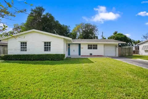 9912 SW 196th St, Cutler Bay, FL 33157