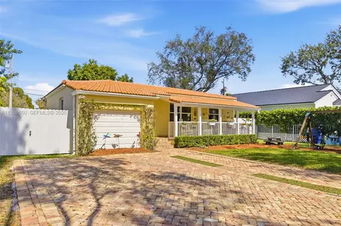 5851 SW 15th St, West Miami, FL 33144