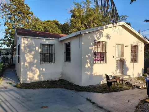 7091 NW 21st Ave, Miami, FL 33147